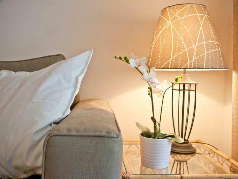 Comfortable Garden Apt Near Vouliagmeni Beach Athén Kültér fotó